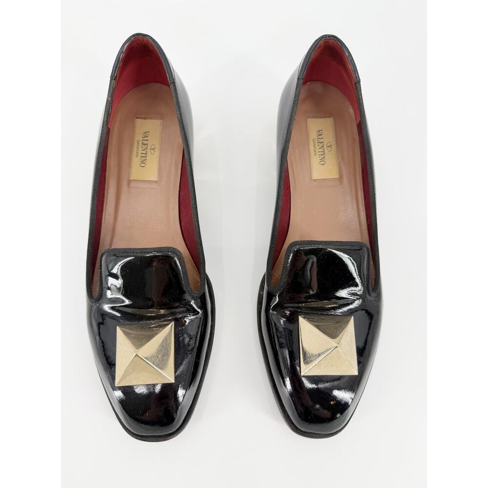 Valentino Garavani Patent Leather Roman Stud One Loafers Black Size 36.5 Classic